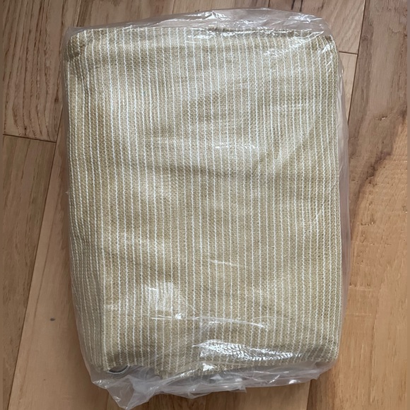 NIP ShadeMart 12x12 Sail Shade - Picture 4 of 9